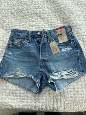 Levi’s 501 original Jean shorts size 26 NWT
